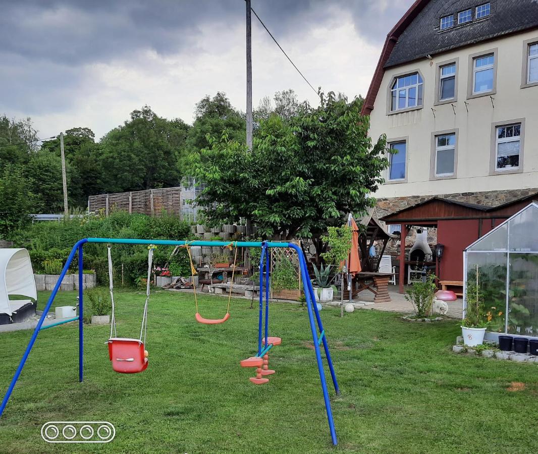 Ferienwohnung Erz-Hostel Thermalbad Wiesenbad Esterno foto
